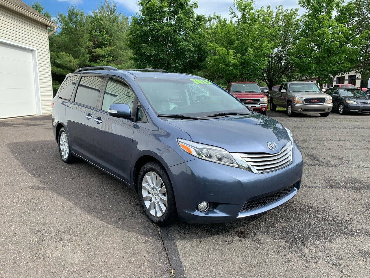 2015 TOYOTA Sienna