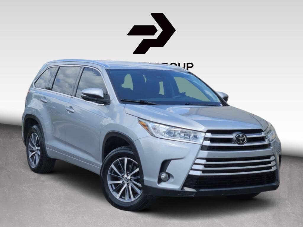 2017 TOYOTA Highlander