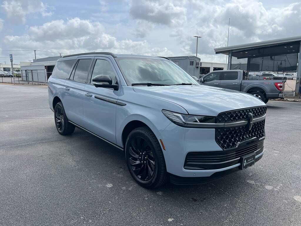 2027 LINCOLN Navigator L