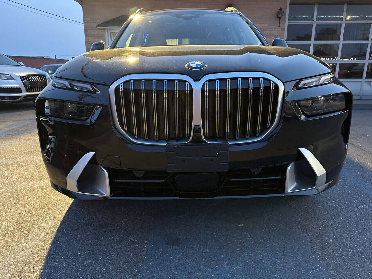 2023 BMW X7