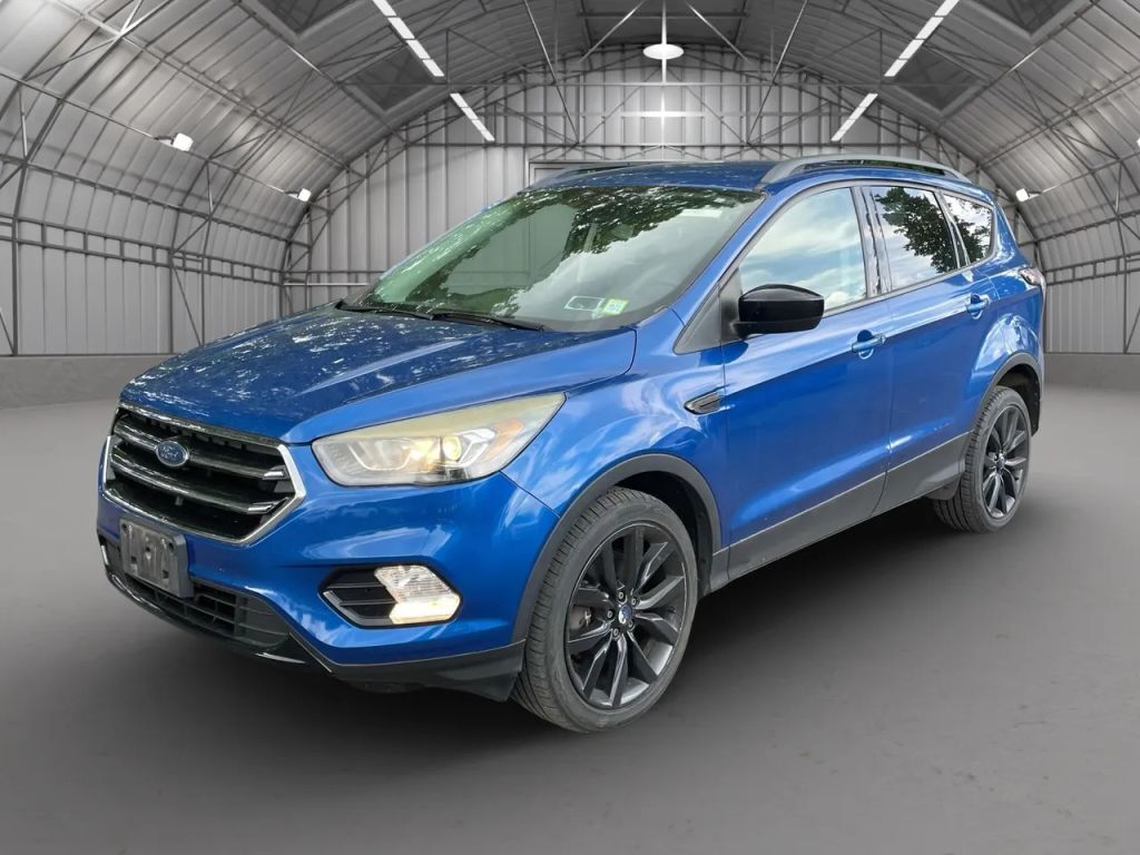 2017 FORD Escape