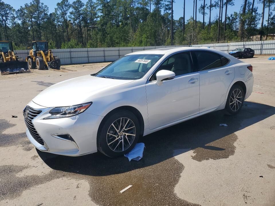 2018 LEXUS ES