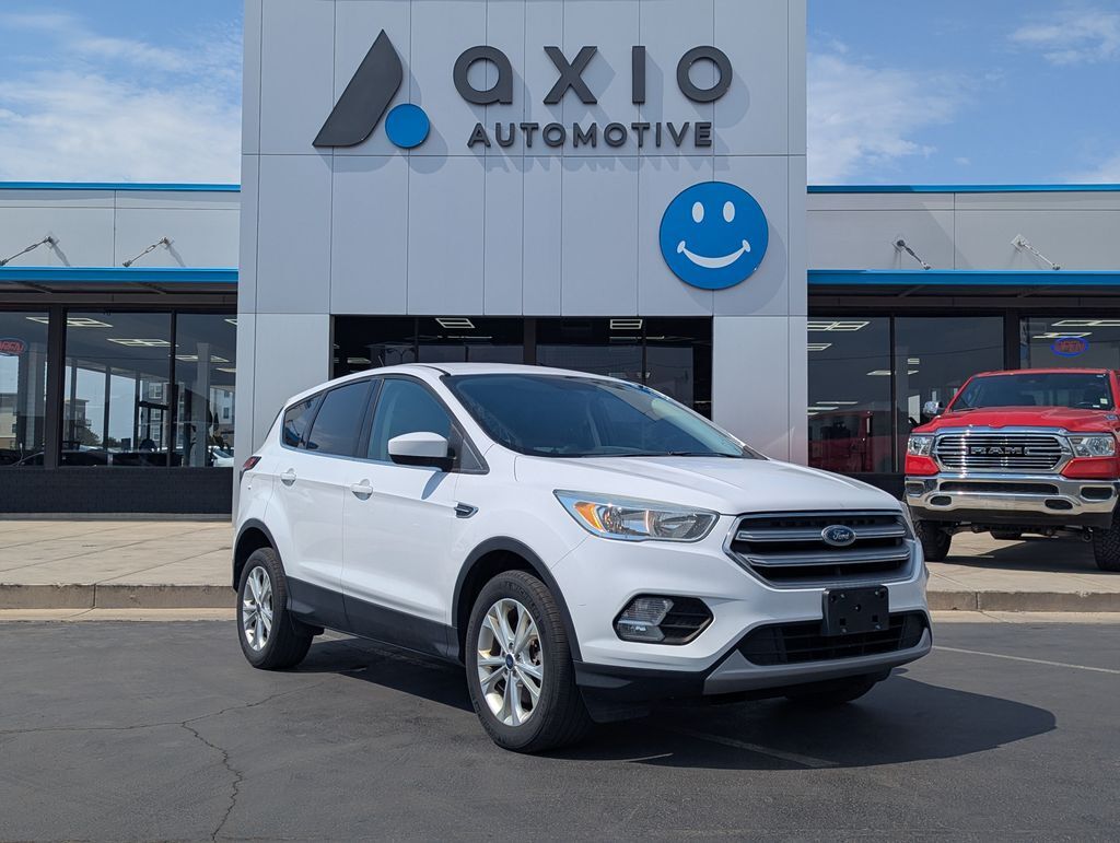 2017 FORD Escape