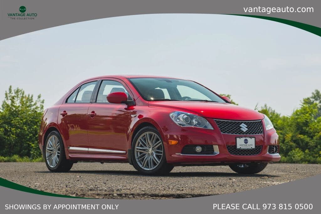 2012 SUZUKI Kizashi