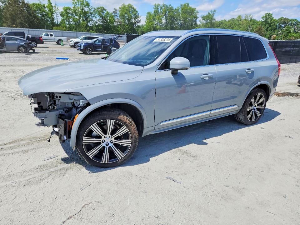 2024 VOLVO XC90