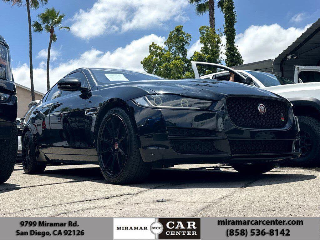 2017 JAGUAR XE