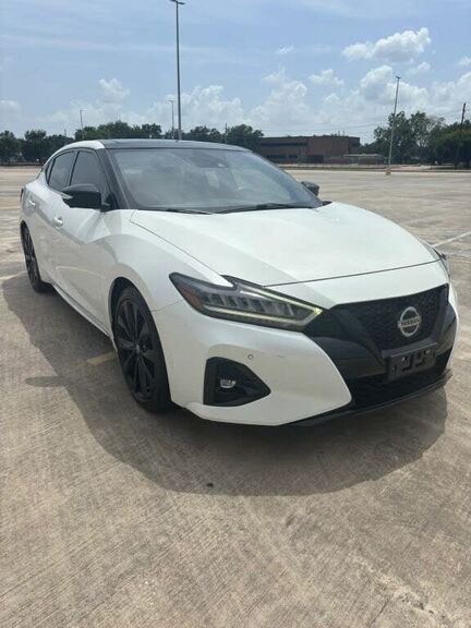 2022 NISSAN Maxima