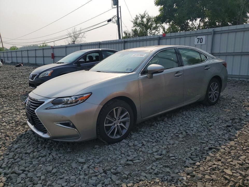 2016 LEXUS ES