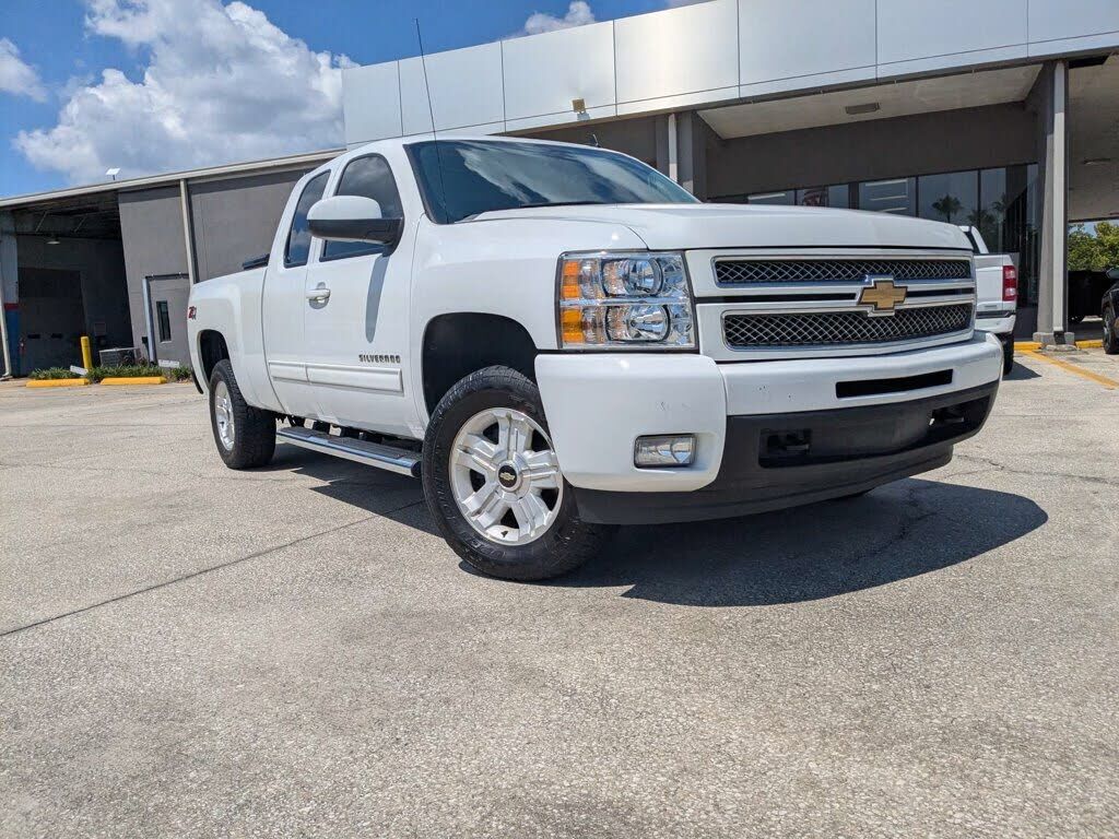2013 CHEVROLET Silverado