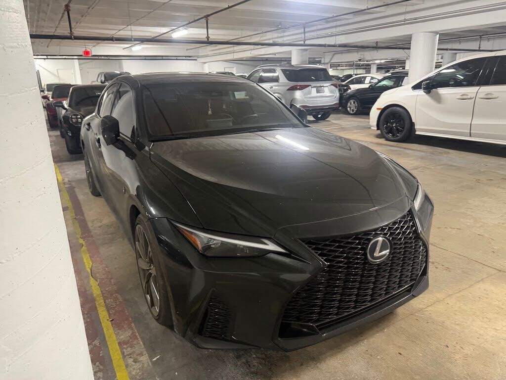 2025 LEXUS IS