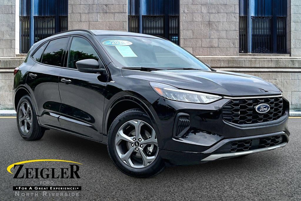 2024 FORD Escape