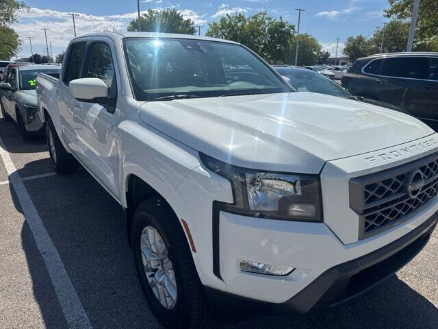 2024 NISSAN Frontier