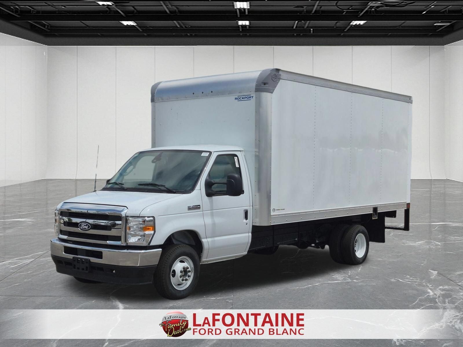 2027 FORD E-450