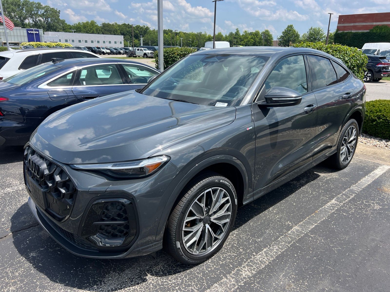 2026 AUDI SQ5