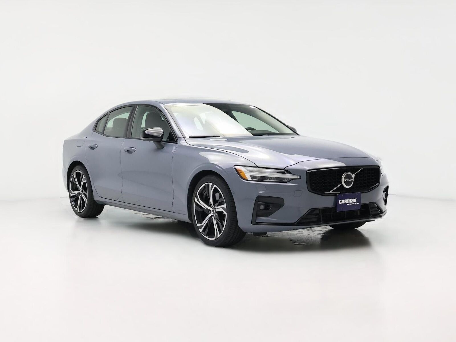 2024 VOLVO S60