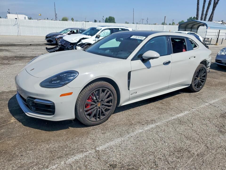 2019 PORSCHE Panamera