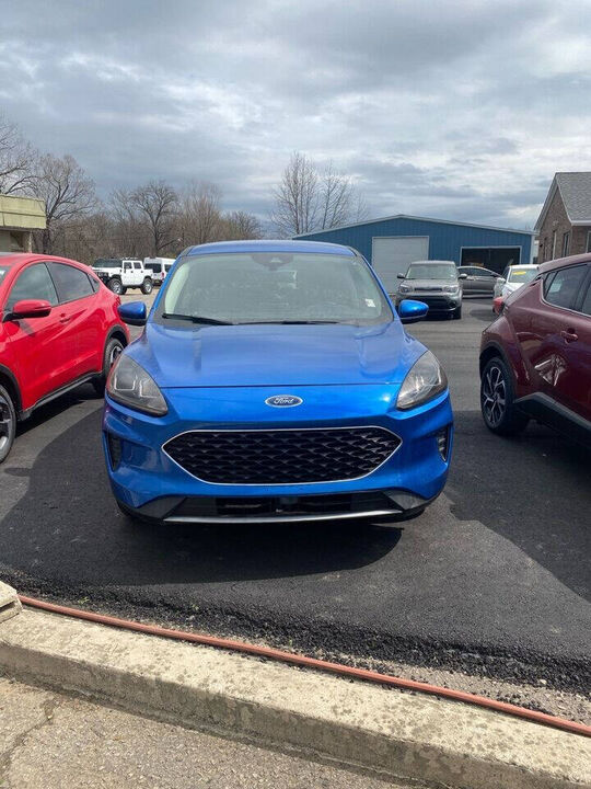 2020 FORD Escape