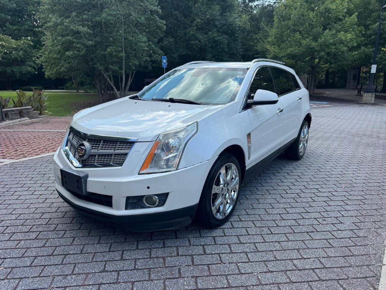 2011 CADILLAC SRX