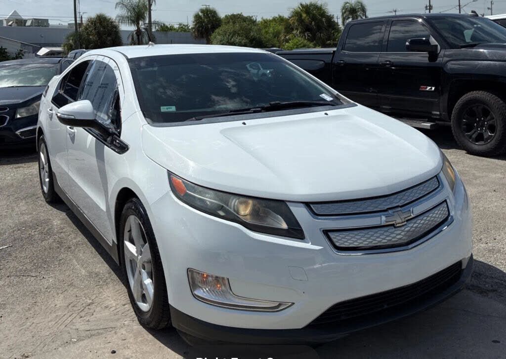 2014 CHEVROLET Volt