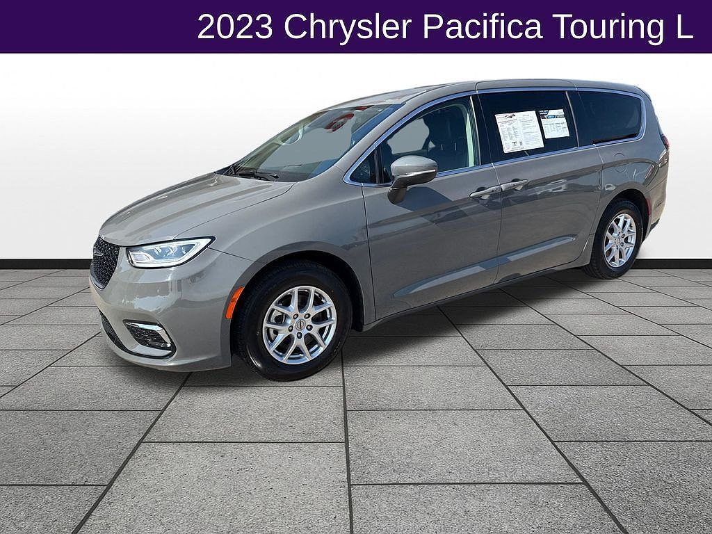 2023 CHRYSLER Pacifica