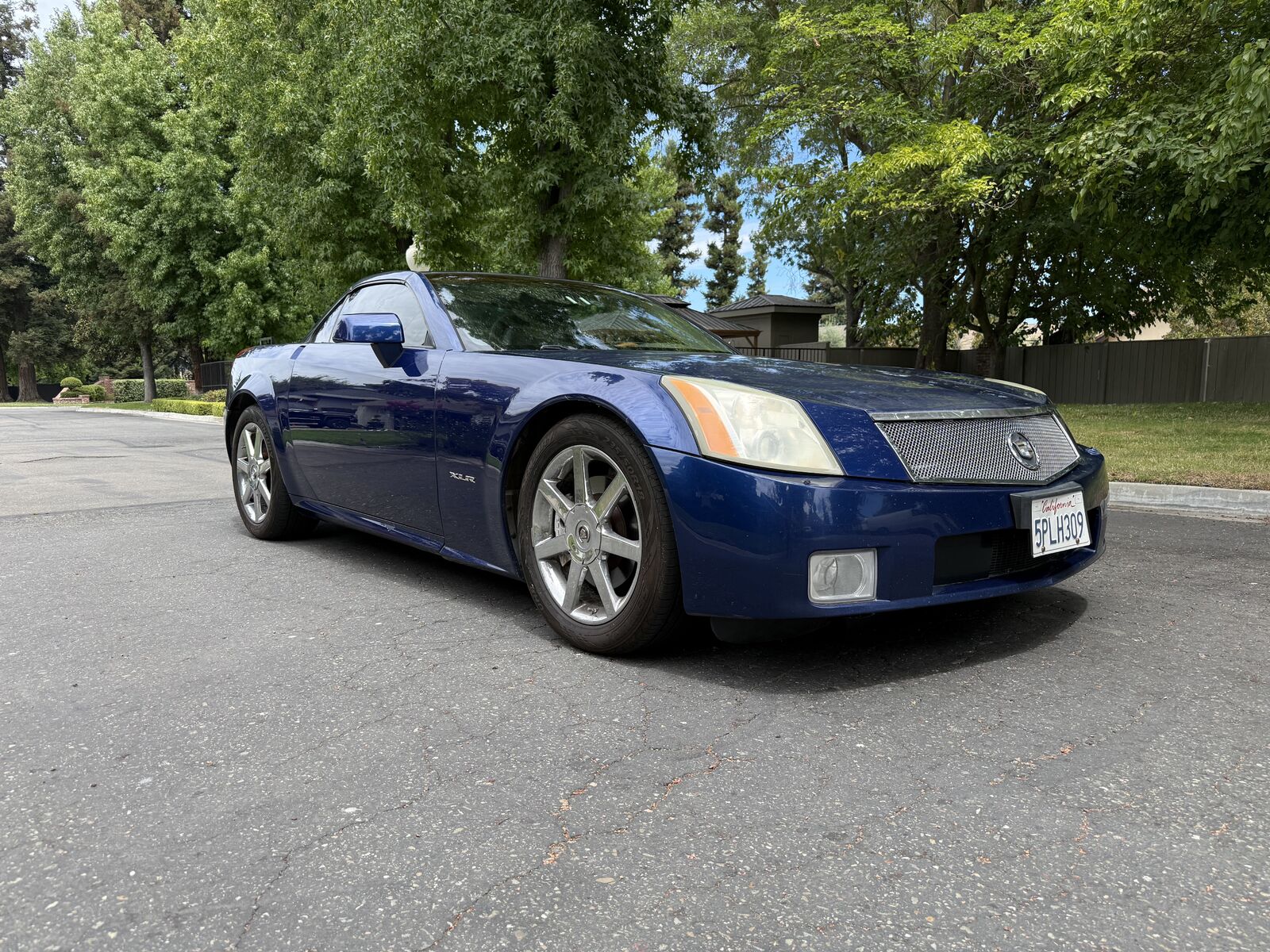 2004 CADILLAC XLR