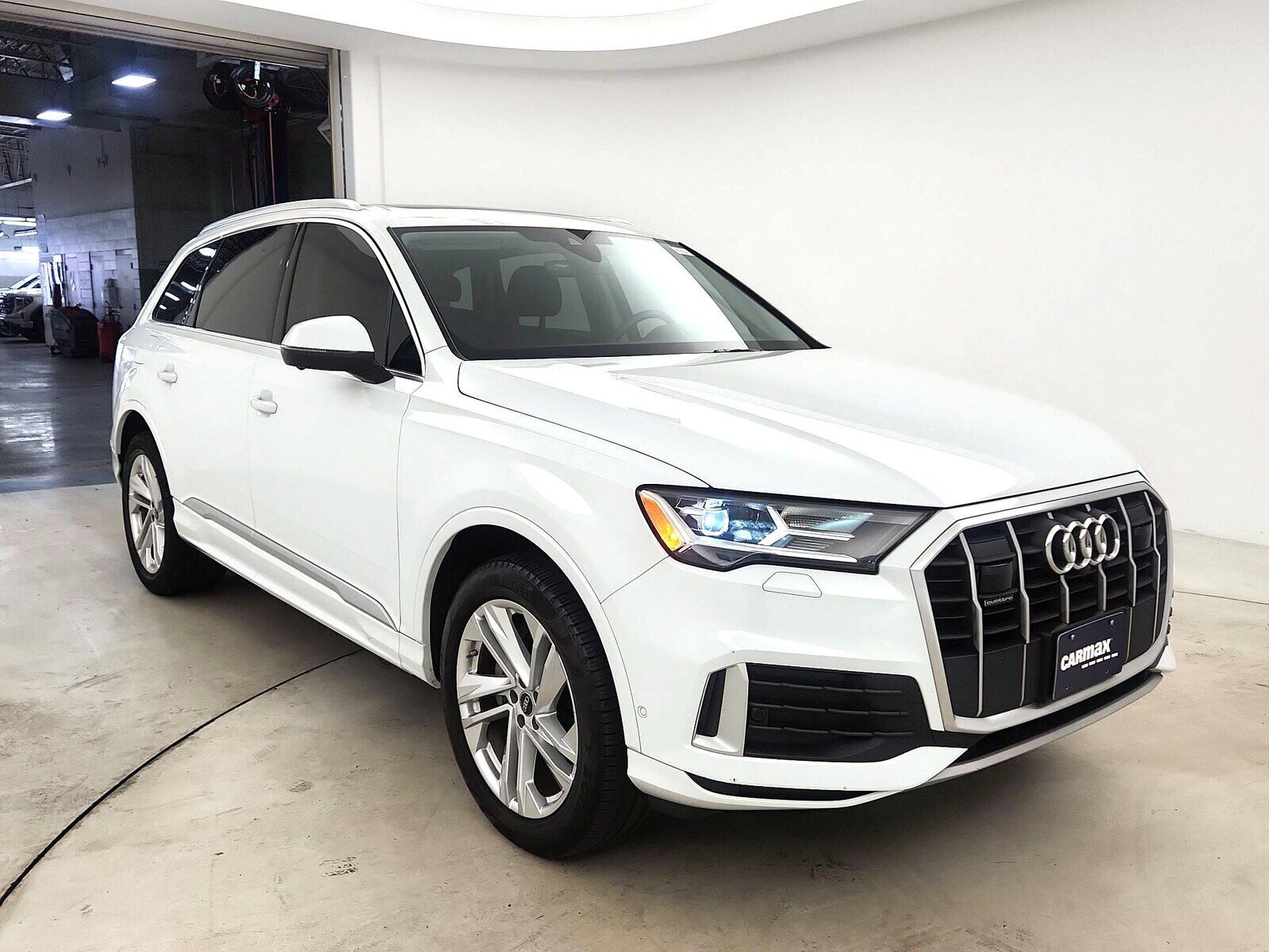 2023 AUDI Q7