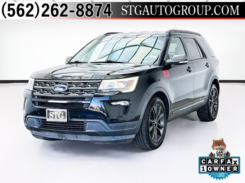 2018 FORD Explorer
