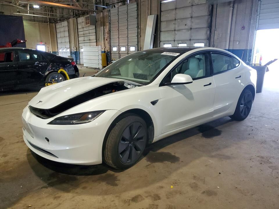 2026 TESLA Model 3