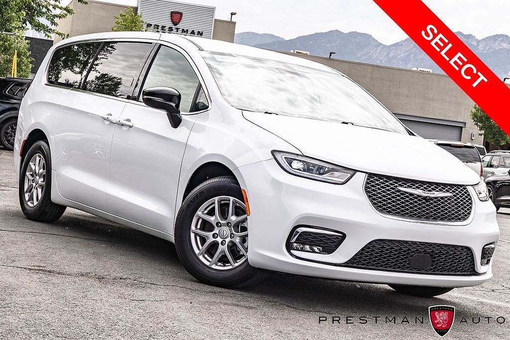 2025 CHRYSLER Pacifica