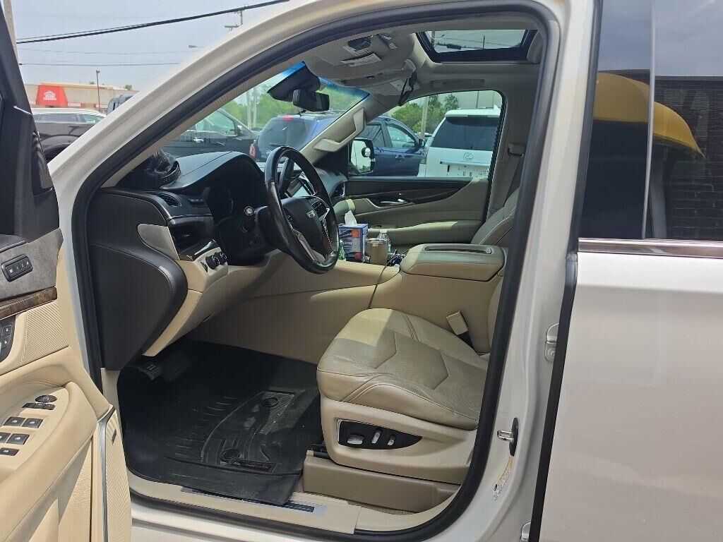 2018 CADILLAC Escalade