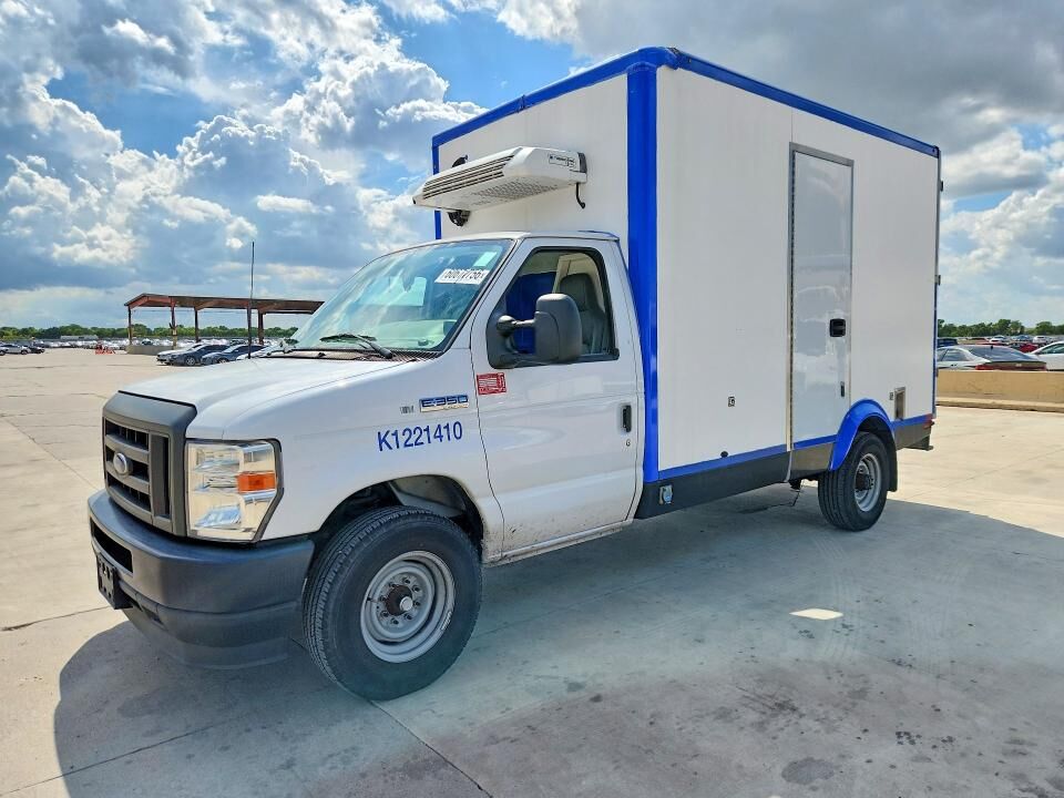 2023 FORD E-350