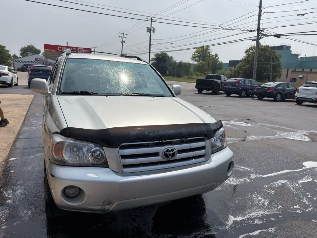 2004 TOYOTA Highlander
