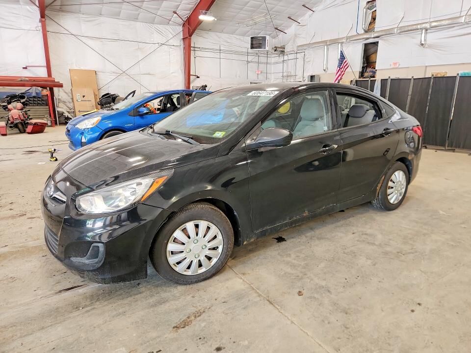 2013 HYUNDAI Accent
