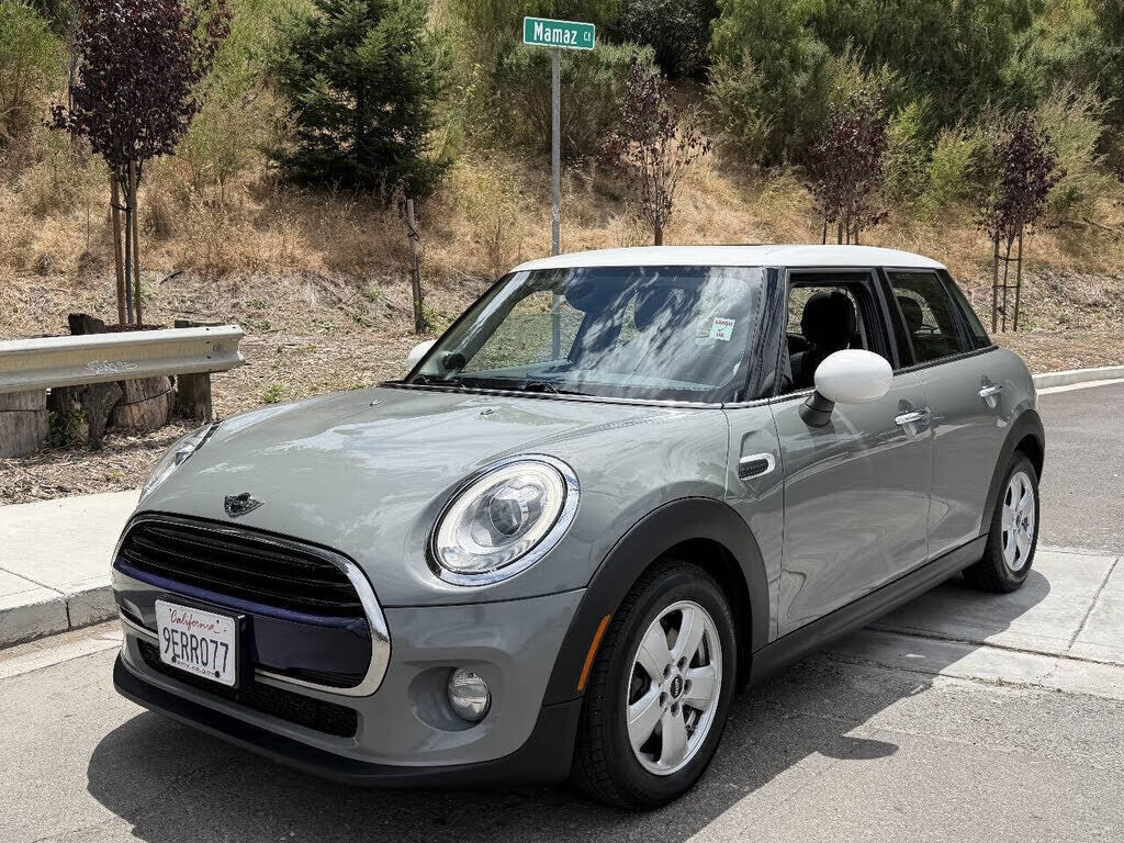 2016 MINI Cooper