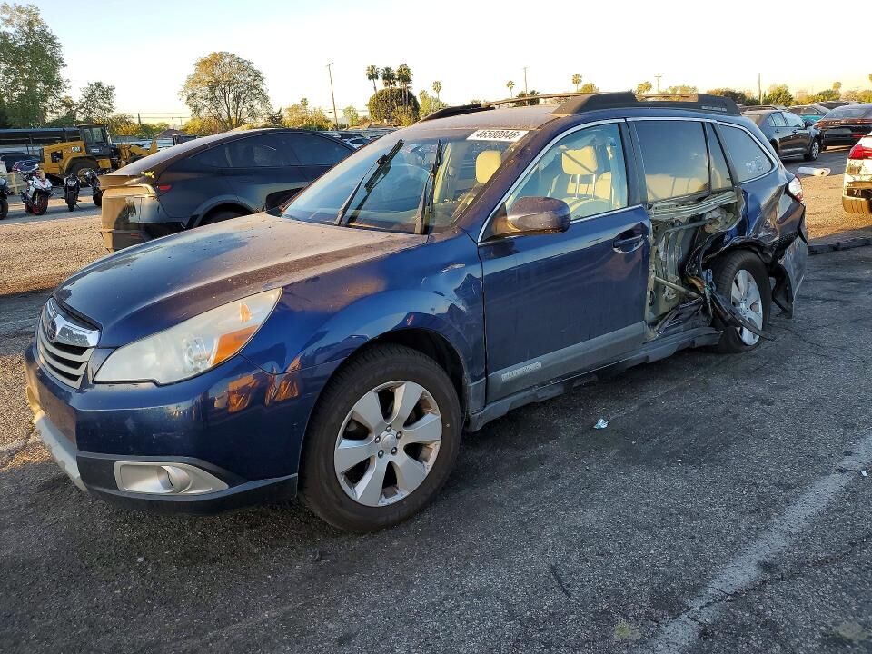 2010 SUBARU Outback