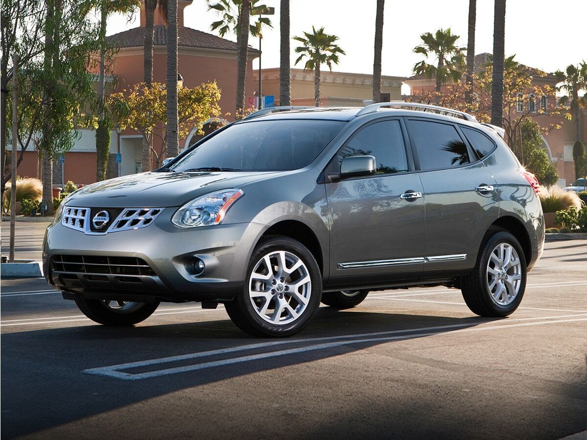 2011 NISSAN Rogue