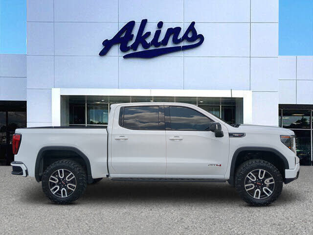 2024 GMC Sierra