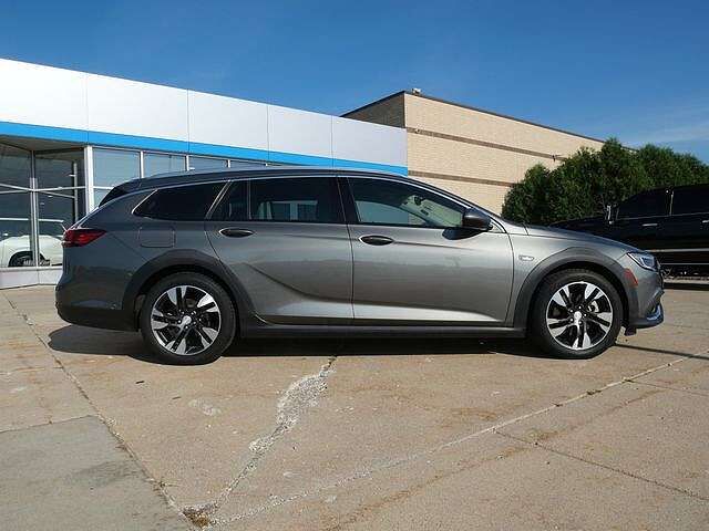 2018 BUICK Regal TourX