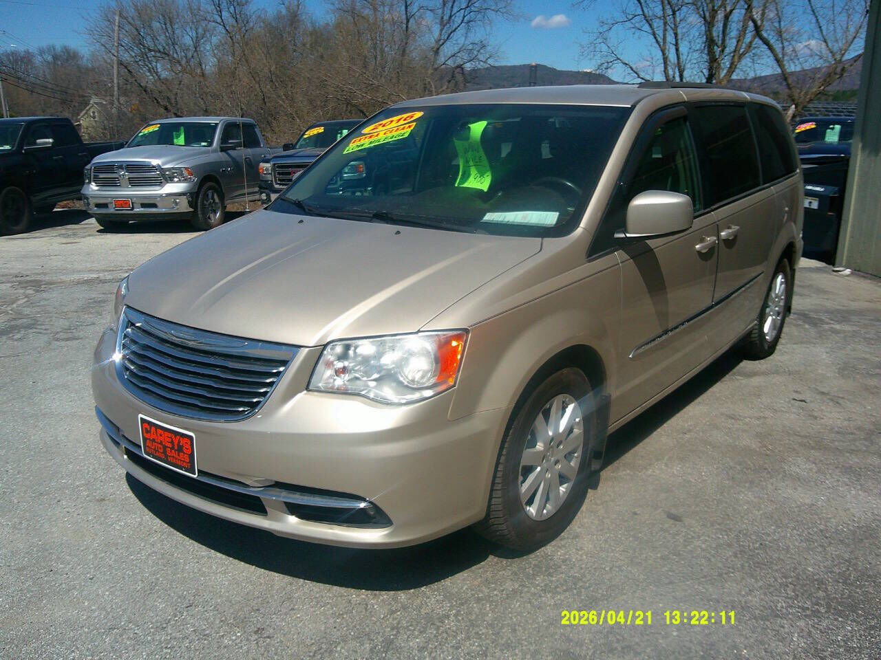 2016 CHRYSLER Town and Country