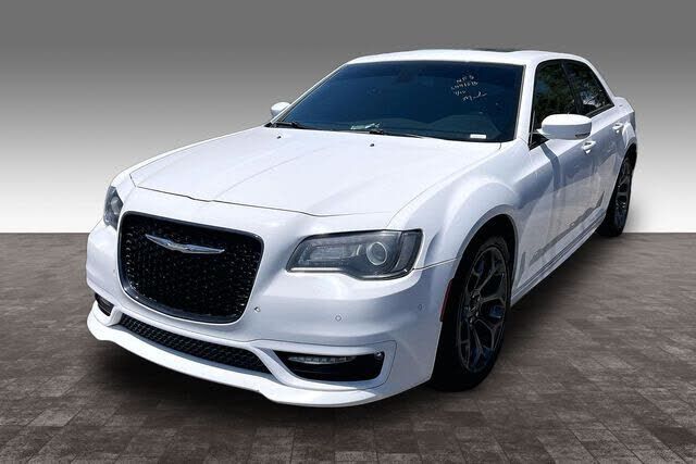 2018 CHRYSLER 300