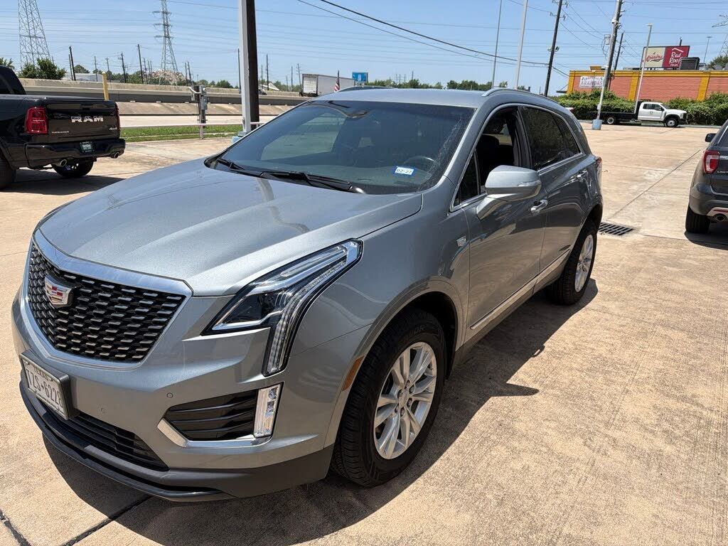 2023 CADILLAC XT5