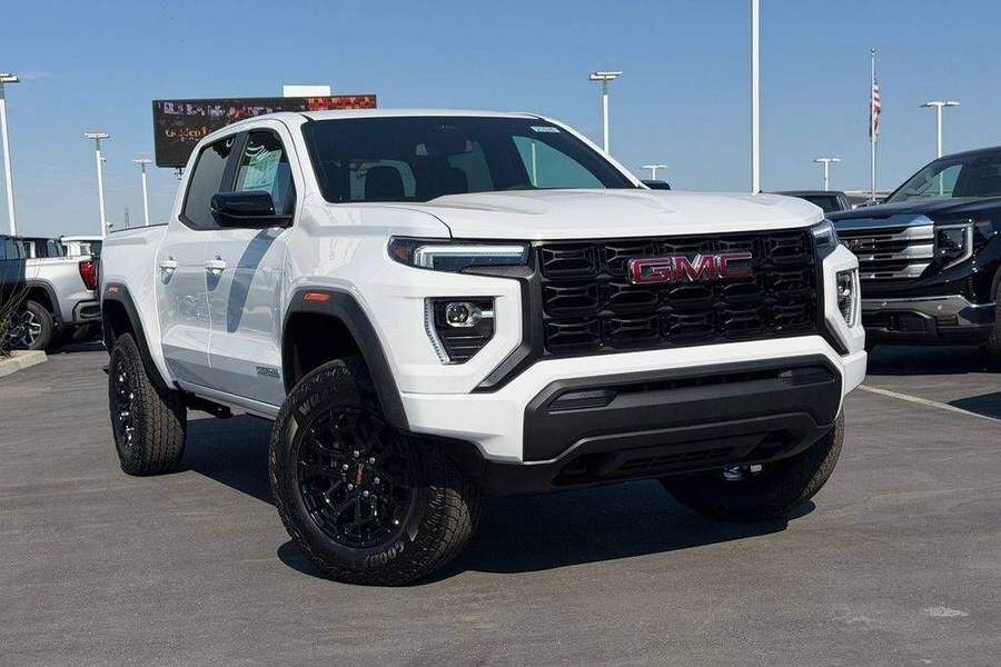 2026 GMC Canyon