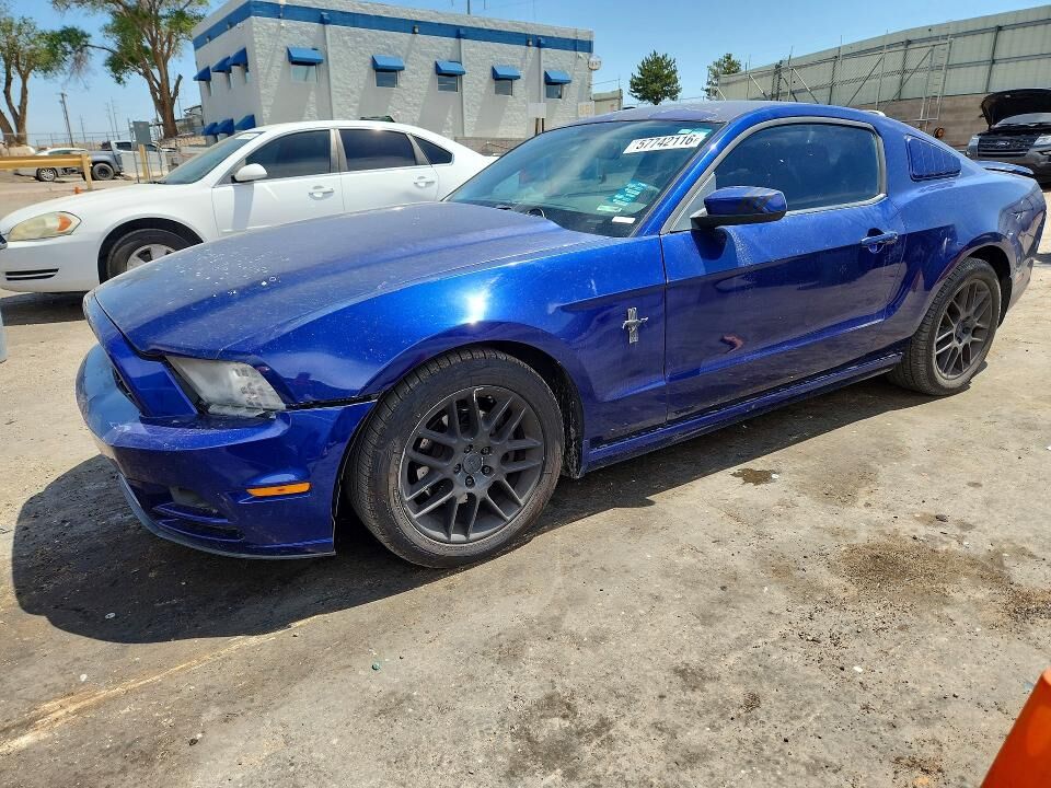 2013 FORD Mustang