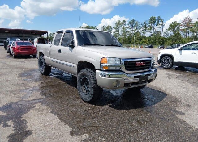 2005 GMC Sierra