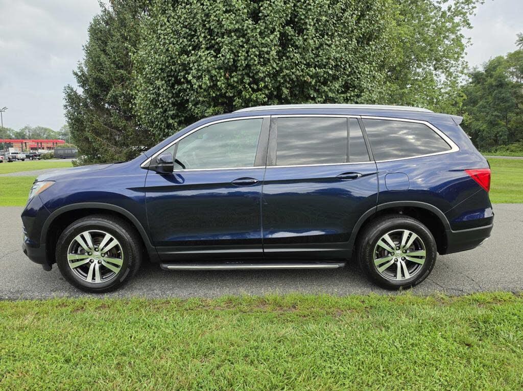 2017 HONDA Pilot