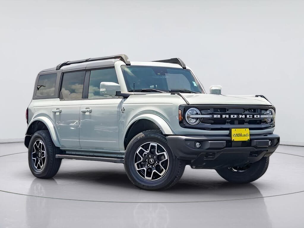 2023 FORD Bronco