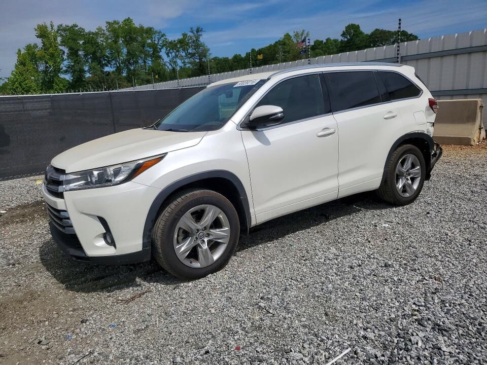 2018 TOYOTA Highlander