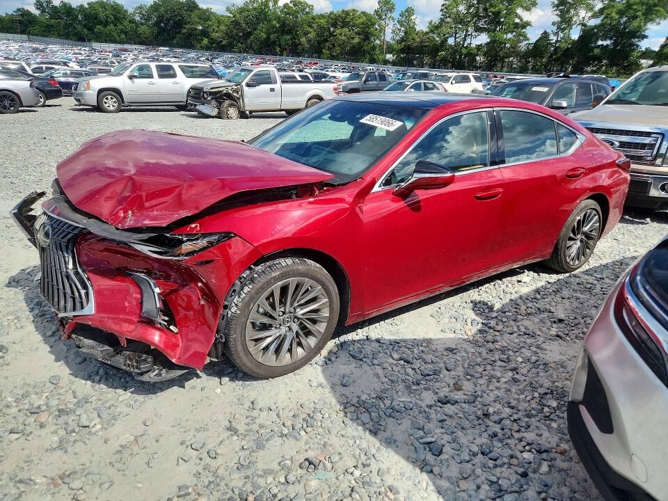 2025 LEXUS ES
