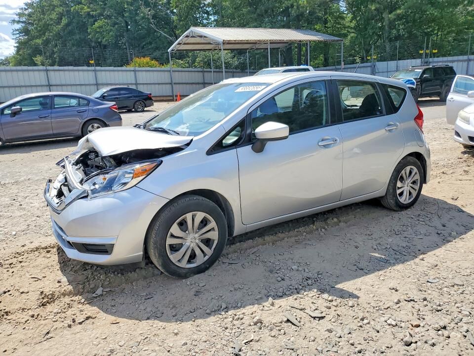 2017 NISSAN Versa