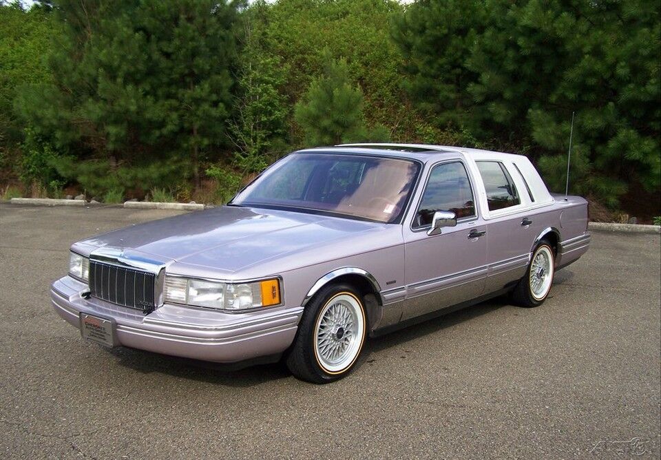 1991 LINCOLN Town Car